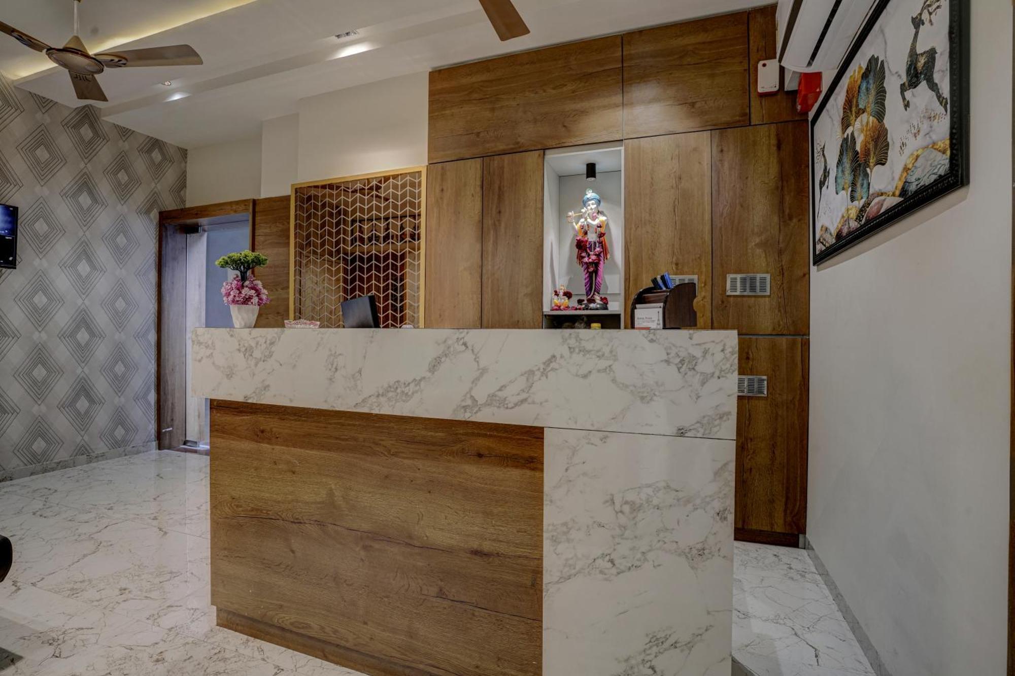 Hotel Paris Plaza أحمد أباد المظهر الخارجي الصورة